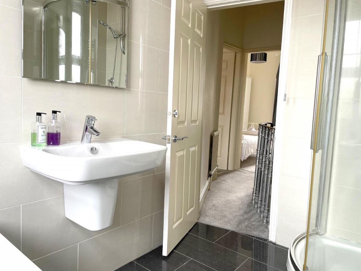 The Vines - Stunning Period Home With Free Parking York Exterior foto
